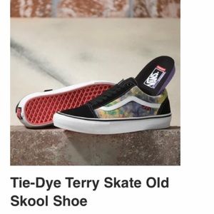 Pop Cush vans skate shoes limited edition.